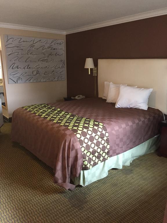 American Inn Stockton Esterno foto